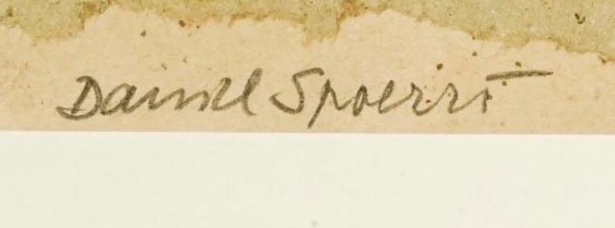 Signature 1 — Daniel Spoerri · Sur la bande de papier brun, dans la marge inférieure de l’œuvre, légèrement à gauche du centre.
