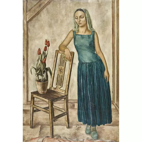 Interieur mit junger Frau und Tulpen im Topf