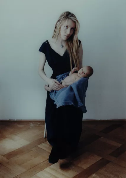 Annelies Štrba — Sonja mit Samuel-Maria, 1994