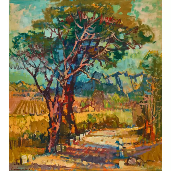 Sommerliche Landschaft mit Bäumen und Strasse