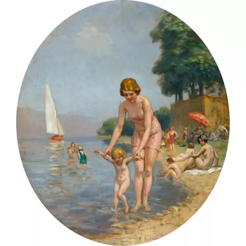Strandpartie mit badender Mutter und Kind