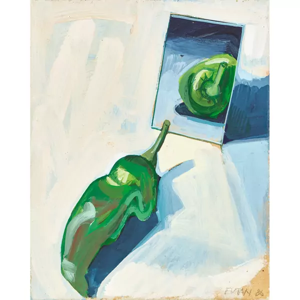 Grüne Peperoni mit Spiegelbild