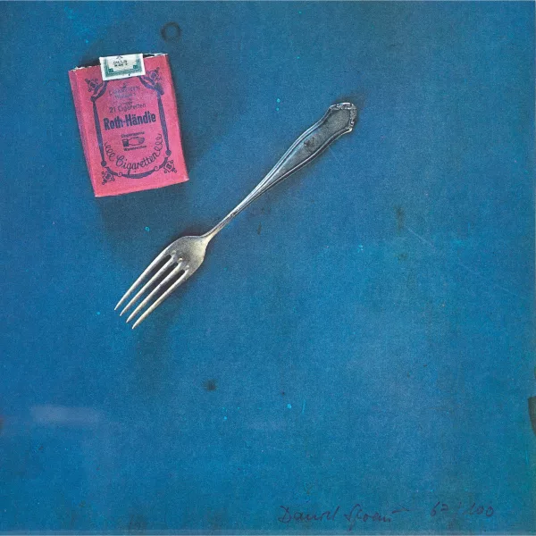 Daniel Spoerri — Tischdecke.