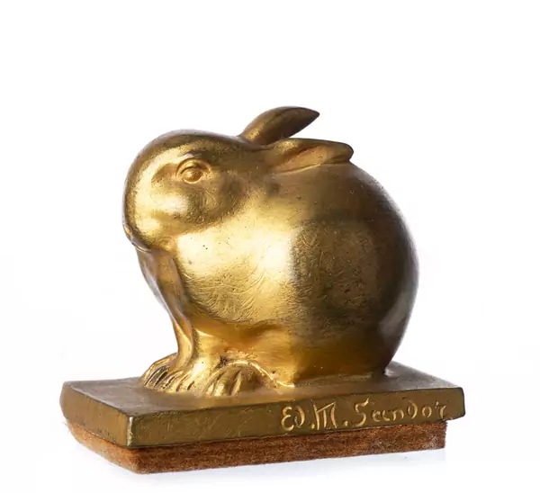 Edouard-Marcel SANDOZ (1881-1971), « Lapin bijou », épreuve en bronze doré à patine nuancée — DognyAuction