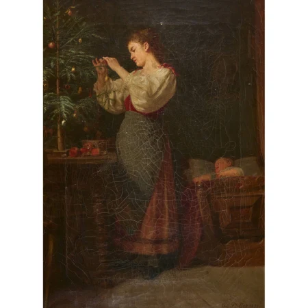 Mutter beim Schmücken des Weihnachtsbaumes