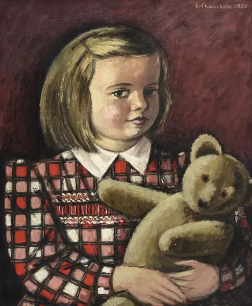 Fillette et son ours en peluche