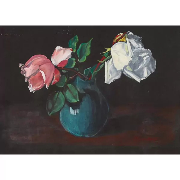 Welkende Rosen in einer Vase