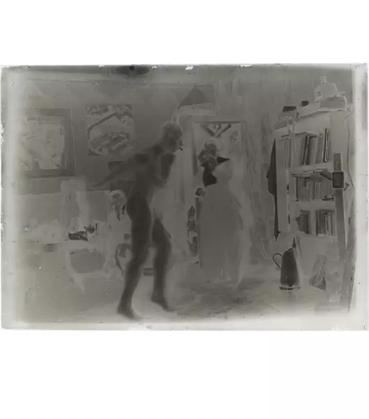 Ernst Ludwig Kirchner — Werner Gothein, Hugo Biallowons und Erna Schilling in Kirchners Atelier, Körnerstrasse 45, Berlin — Galerie Kornfeld