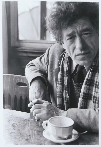 Ernst Scheidegger — Giacometti im Café an der Rue Alesia, wo er morgens stets den Kaffee trank