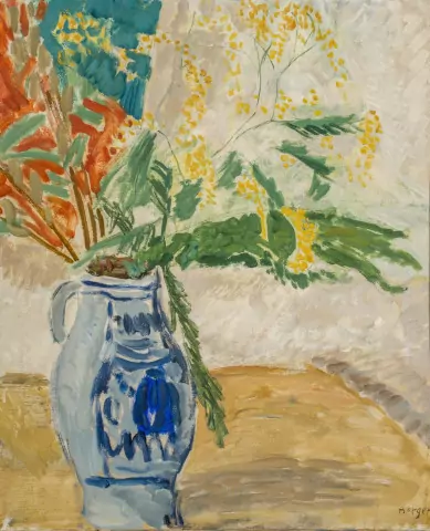 Vase et draperie