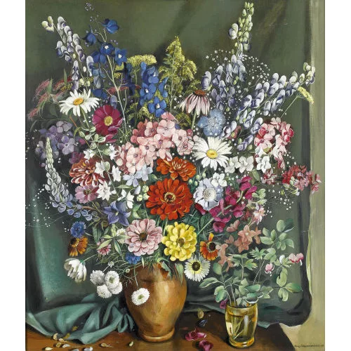 Hans Rudolf Schwarzenbach — Üppiges Blumenstillleben vor grünem Vorhang.