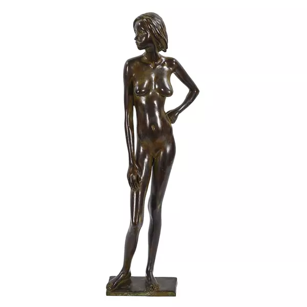 "Jeune fille debout (No. 16)"