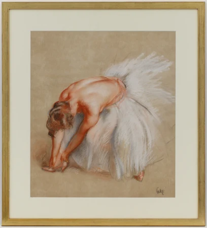 Femme à la robe blanche