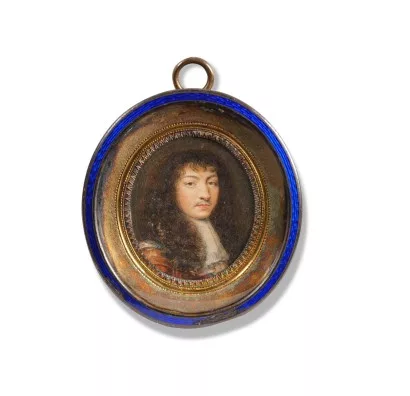 Samuel-Jacques Bernard — Ovales Miniatur Portrait des Louis XIV (1638–1715), König von Frankreich 1643–1715 in goldgerändertem Harnisch mit weisser Spitzenhalsbinde, um 1660