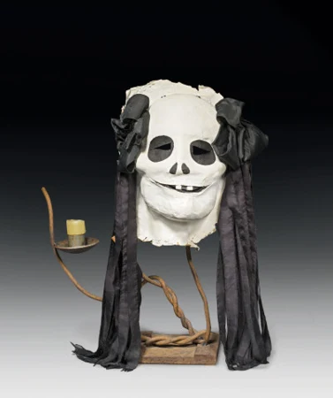 Kerzenleuchter mit Maske