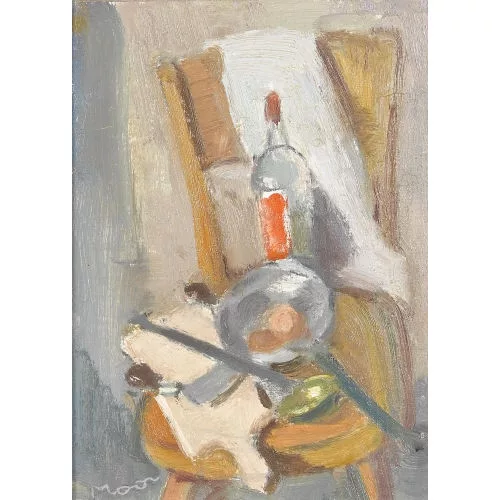 Karl Moor — Stillleben mit Flasche auf einem Stuhl.