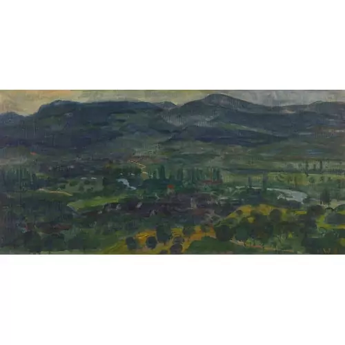 Hügelige Flusslandschaft
