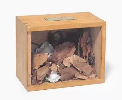 Meret Oppenheim — März 2022 (A164) - Auktionsstart: 25.3.2022, 11:40 — Schuler Auktionen
