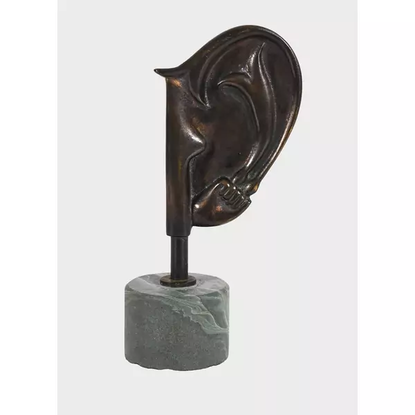 "L'oreille de Giacometti"