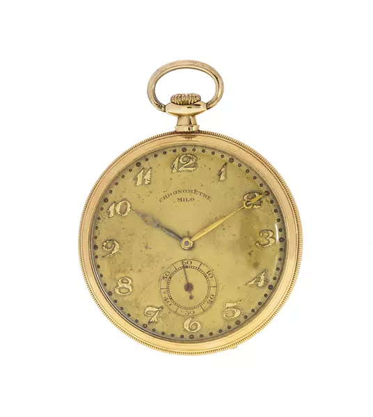 Milo, montre de poche début XXe s., en or 585 et métal — mécanique, cadran doré mat, chiffres arabes dorés, aiguilles ajourées dorées, compteur subsidiaire pour les secondes, diam. 48 mm — Piguet Hôtel des Ventes