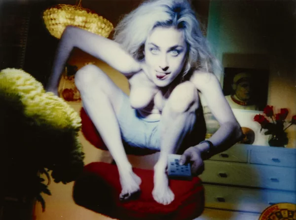 Pipilotti Rist — I've Only Got Eyes For You (Pin Down Jump Up Girl), 1996