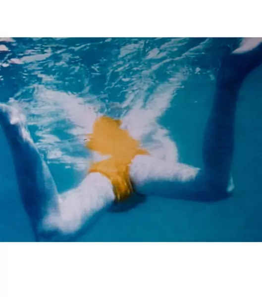 Pipilotti Rist — 2 Videostills "Sip my Ocean" — Galerie Kornfeld