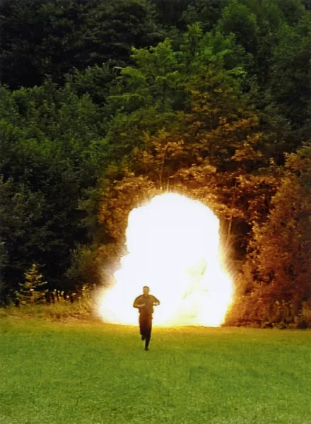 Roman Signer — Zelt-Serie, 2002